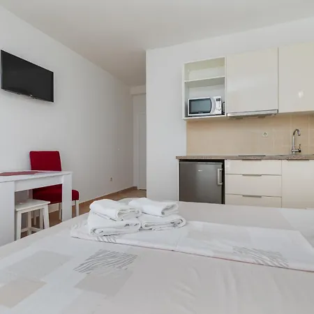Sita Apartment *